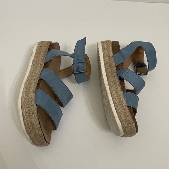 Shoes Sandals - Picture 5 of 7